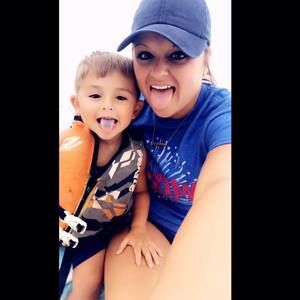 Meet your Posher, Jennifer